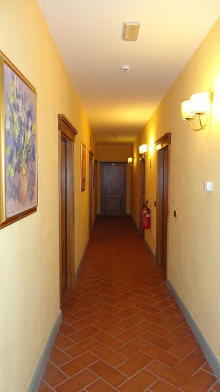 Hotel La Rosa Ronta Exteriér fotografie
